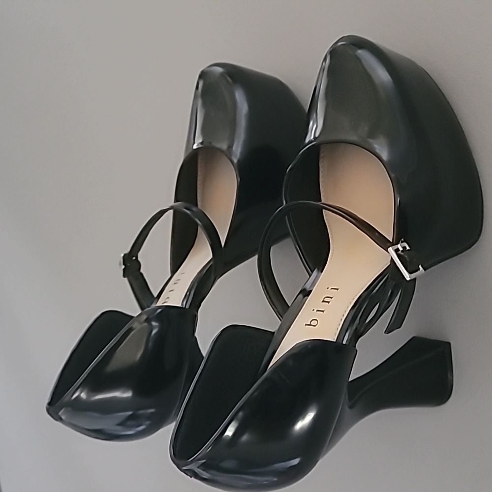 Gianni Bini Quincy Mary Jane Black Platform Pumps Size 7.5M